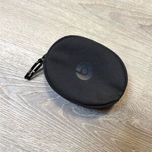 •BEATS• HEADPHONE CASE